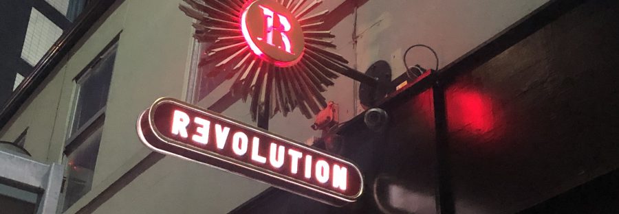 Revolution bar