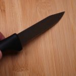 chopping-board-hand-hand-and-knife-1330181
