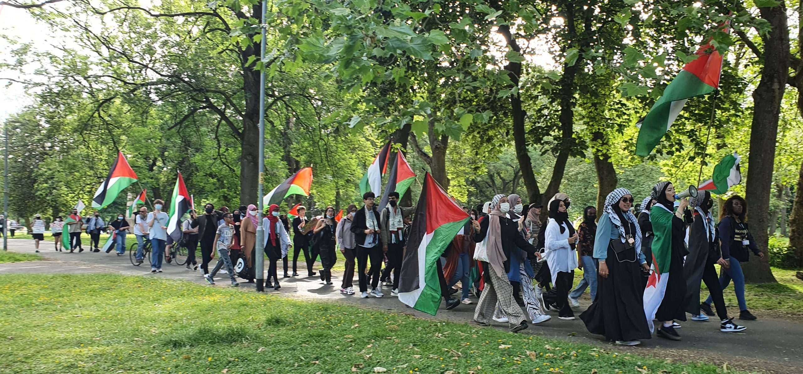 students march through Whitworth park