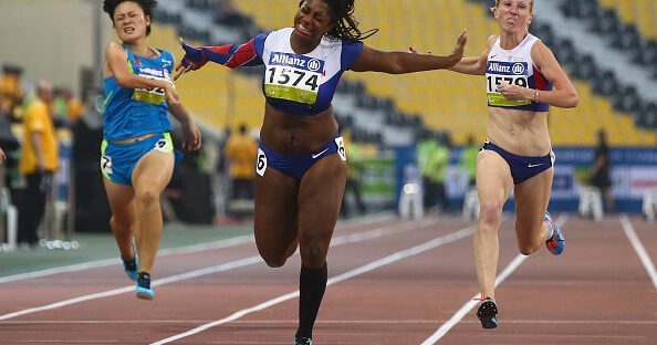 kadeena_cox_track