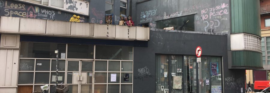 Cornerhouse Squat