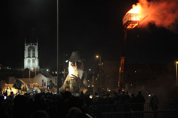 the-performers-were-praised-for-amazing-show-which-brought-hull-to-a-standstill