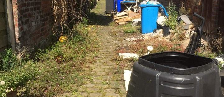 alley