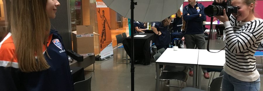 main_pic_molly_at_work