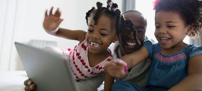 tiny_happy_people_image