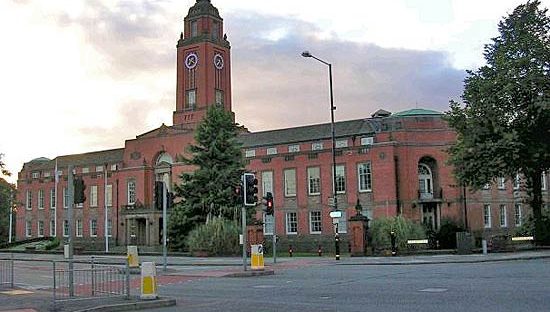 trafford_town_hall_by_connie_enzler