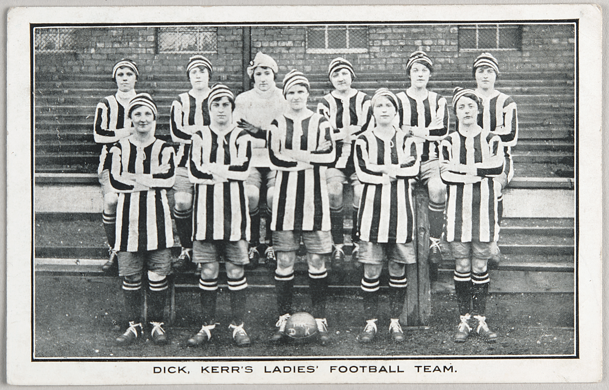 dick_kerr_ladies_fc_1917